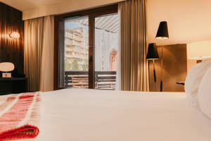 Chambre double à Val Thorens avec vue sur le village 2