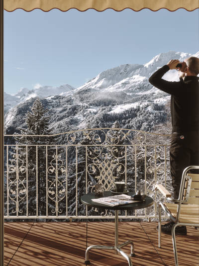Panorama alpin depuis le balcon du Grand Hotel Belvedere, un hôtel Beaumier à Wengen