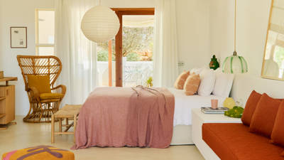 Petunia Room
